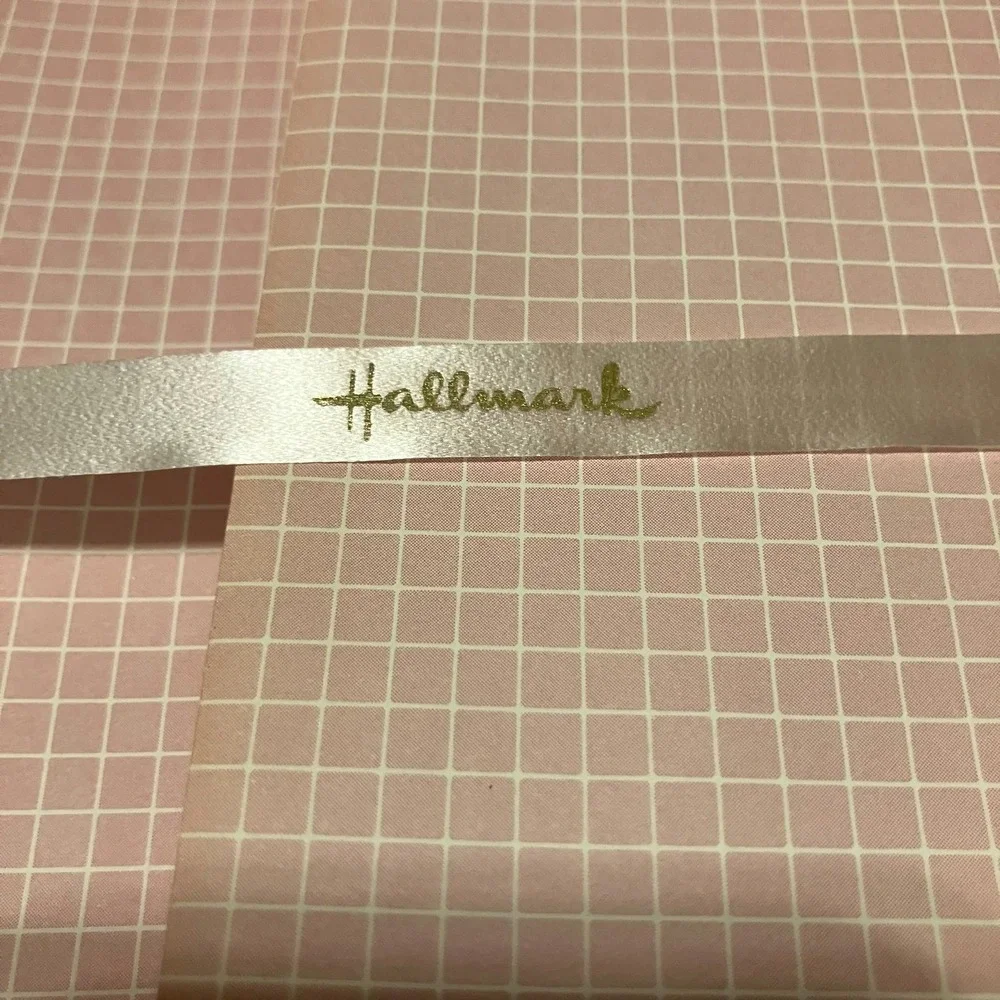 Hallmark Vintage Stationary Writing Paper & Envelopes Pink/ White Graph Print